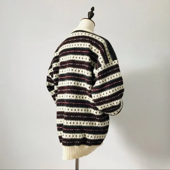 Vintage Shetland Wool Fair Isle Sweater | Made in Hong Kong - Picture 6 of 15